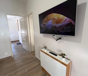 Saint-Fons Apartment | Appartement rénové à 15 min de Lyon