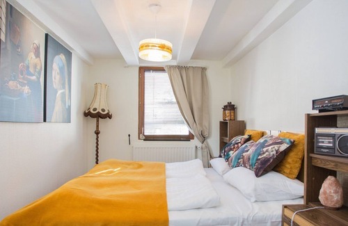 Siedlinghausen Resort | Appartement Regal - Brilonerstrasse 16 | Siedlinghausen-Winterberg 'Retro'
