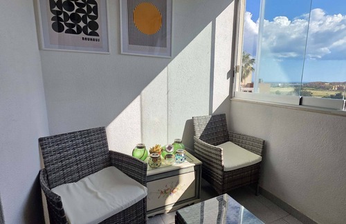 Quartu Sant'Elena Apartment | Appartement Spacieux et Confortable, à Quelques Minutes de la Plage de la Ville