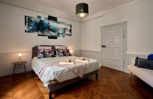 La Celle-sous-Gouzon Apartment | Appartement spacieux et parking