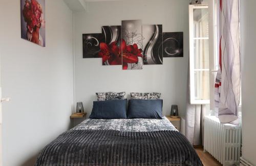 La Celle-sous-Gouzon Apartment | Appartement spacieux et parking