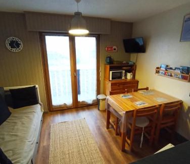 Thollon-les-Memises Apartment | Appartement T2 idéal pour une famille