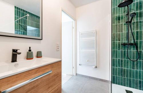 Begles Apartment | Appartement T2 lumineux avec loggia et parking - proche gare Bordeaux Saint-Jean