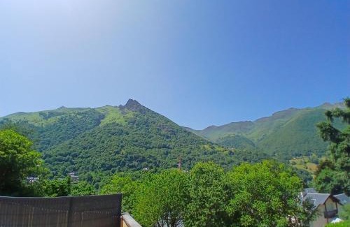 Cauterets Apartment | Appartement T2 Vue montagne