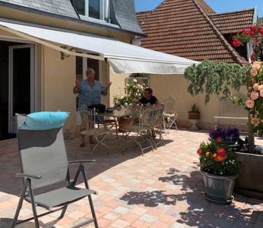 Villerville Apartment | Appartement terrasse face mer