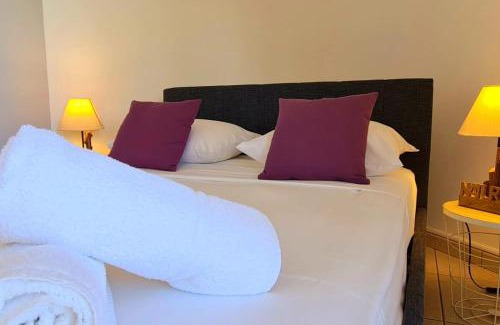 Trois Mares Apartment | Appartements Rosanna au tampon avec piscine partagée