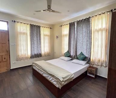 Manali House | Apple Inn Wandervale Cottage