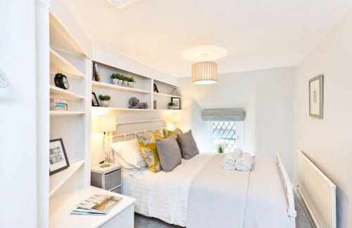 Great Longstone House | Applehoe Cottage