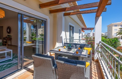 Porto de Mos Apartment | Apt. Casa Palmeira, with communal pool and close to the beach