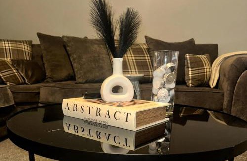 Acocks Green Apartment | Apt - Sleeps2 - Parking - 20Min Drive From Airport