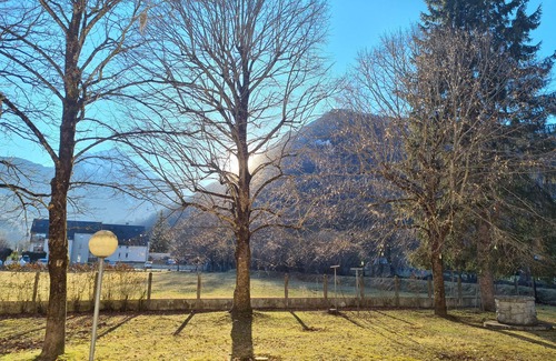 Vignec Apartment | Apt with bright living room on ground floor 500 m from cable cars, thermal baths and St Lary village