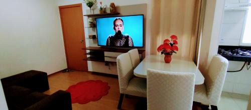 Plano Diretor Sul Apartment | APTO, 2/4, 2 ar-condicionados e bem localizado.