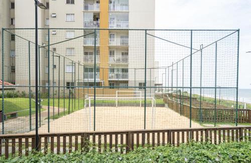 Barra Velha Apartment | Apto completo com vista mar pé na areia em Barra Velha em condomínio Resort com Spa, Piscina, quadra de futebol, Sala de jogos, brinquedoteca, Complexo com diversos comércios