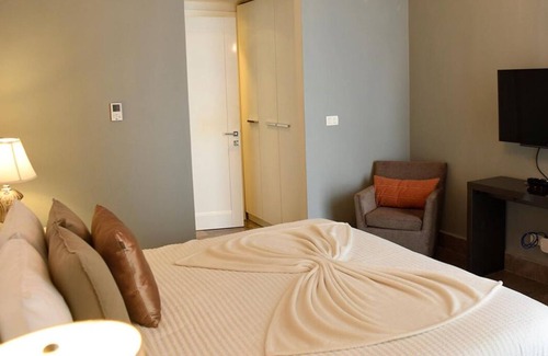 Marbella Apartment | Apto en YOO Ave Balboa con vista parcial al Mar