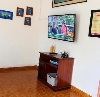 Estufa I Apartment | Apto térreo espaçoso no Itaguá com 3 quartos e área de churrasco