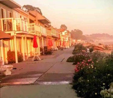 Rio del Mar House | Aptos Beach Retreat Hot Tub & 5 Min Walk to Sand
