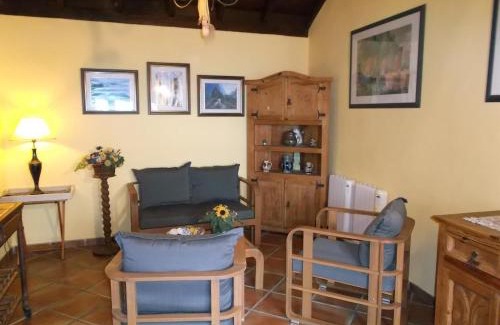 El Guincho Apartment | Aptos Monasterio de San Antonio 4
