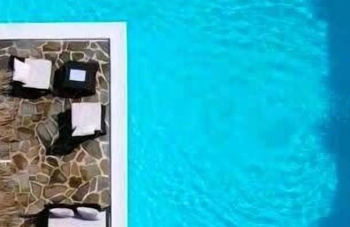 Thinalia Bed & Breakfast | Aqua Bliss at Royal Club Hotel - Cozy Twin Room