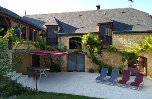 Salignac-Eyvignes House | AQUA GITE Dordogne all seasons with private heated indoor pool!