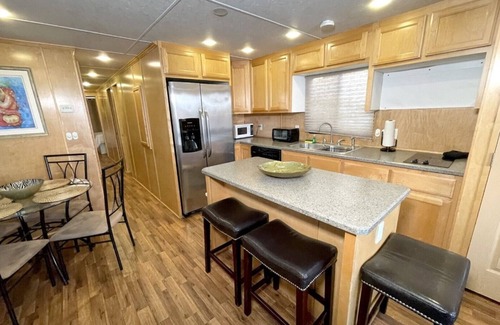 Tavernier Boat Rental | Aqua Lodge Houseboat "Calypso"