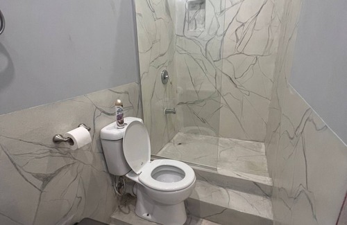 Trinidad Bed & Breakfast | Aqua Lounge The Venue