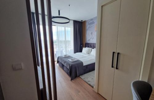 Sarajevska Apartment | Aqua Royal BW studio