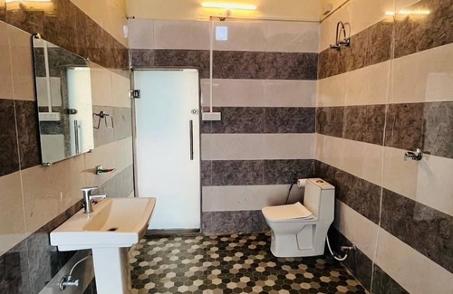 Gurugram House | ARAVALI HILLS RESORT
