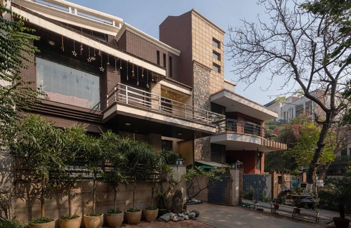 DLF Phase 3 House | Aravali Woods VacationVilla, 5 min from Cyber City
