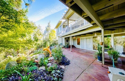 Sunset House | Arboretum 1BR Retreat - Walk to River Trail