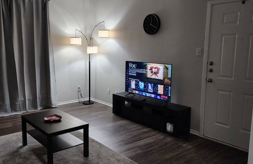 Great Hills Apartment | Arboretum Oaks Resort