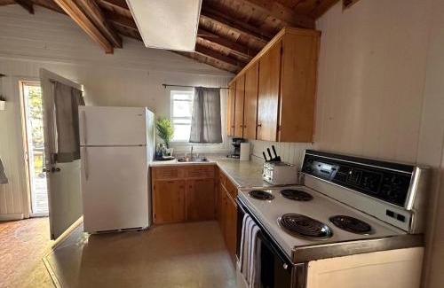 Kings County House | Archie's Lakeside Cabin