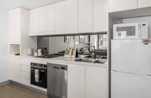 Wollongong Apartment | Arena Beach Escape Smart Urban Stay near Stadium