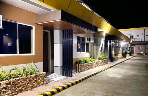 Butuan Hotel | Ariano's Inn