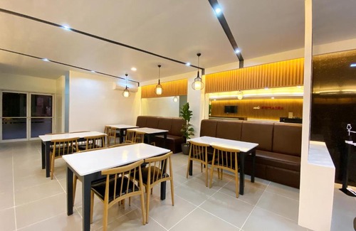 Butuan Hotel | Ariano's Inn