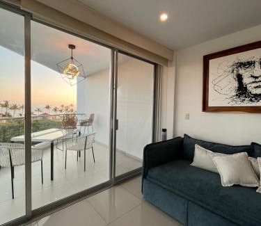 Flamingos Apartment | AriaOcean#410