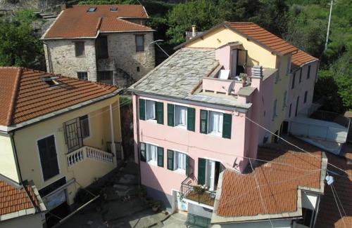 Valloria House | Arietta VLO150 by Interhome