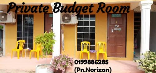 Kampong Raja House | Arina`s Homestay