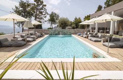 Pogonia Apartment | Arion Seaside Suites