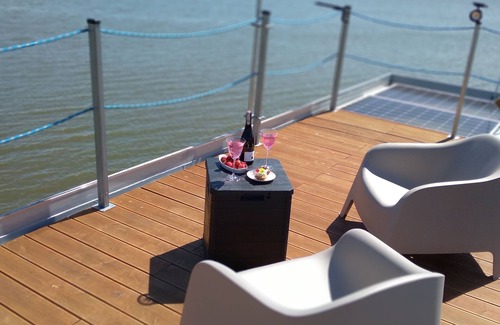 Mielno Boat Rental | Arka 2 domki na wodzie z rowerem wodnym centrum Mielno