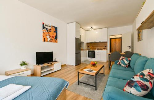 Mladost Apartment | Armand de Lumière