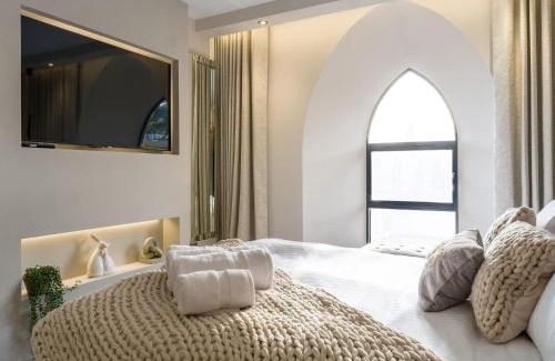 Isle of Arran House | Arran Shores Luxury Shorefront Apartment 4