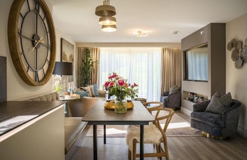Isle of Arran House | Arran Shores Luxury Shorefront Garden Terrace Apartment 6