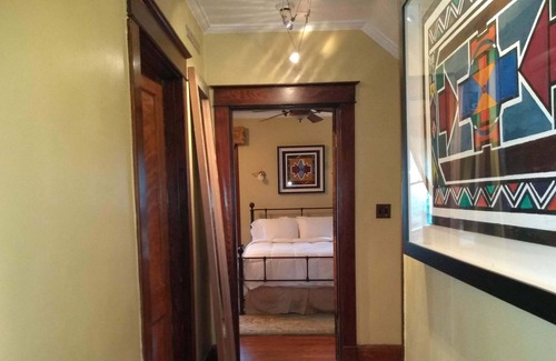 Central Gardens House | Art Deco Spacious Luxury Living