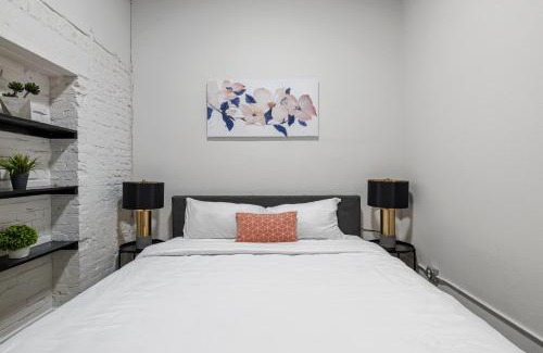 West Central Apartment | Art District Loft - 4BD/2BA Downtown SGF