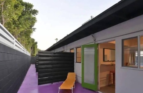 Uptown Design District Villa | Art Hotel - Entire Retro Boutique Hotel