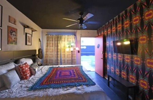 Uptown Design District Villa | Art Hotel - Entire Retro Boutique Hotel