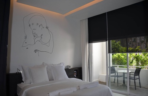 Chamkar Mon Hotel | Arthur&Paul - Caters to Men