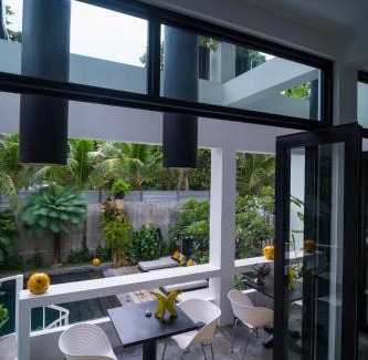 Chamkar Mon Bed & Breakfast | Arthur & Paul (Men Only Hotel)