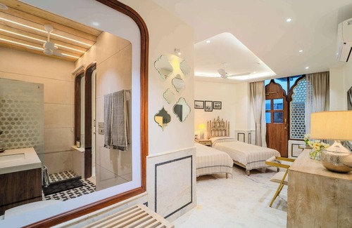 Amer Hotel | Artisav House