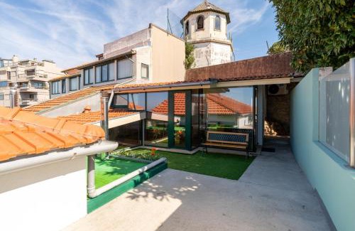 Foz do Douro House | Artistic Studio with Terrace in Foz by HostWise
